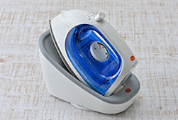 写真：アイロン